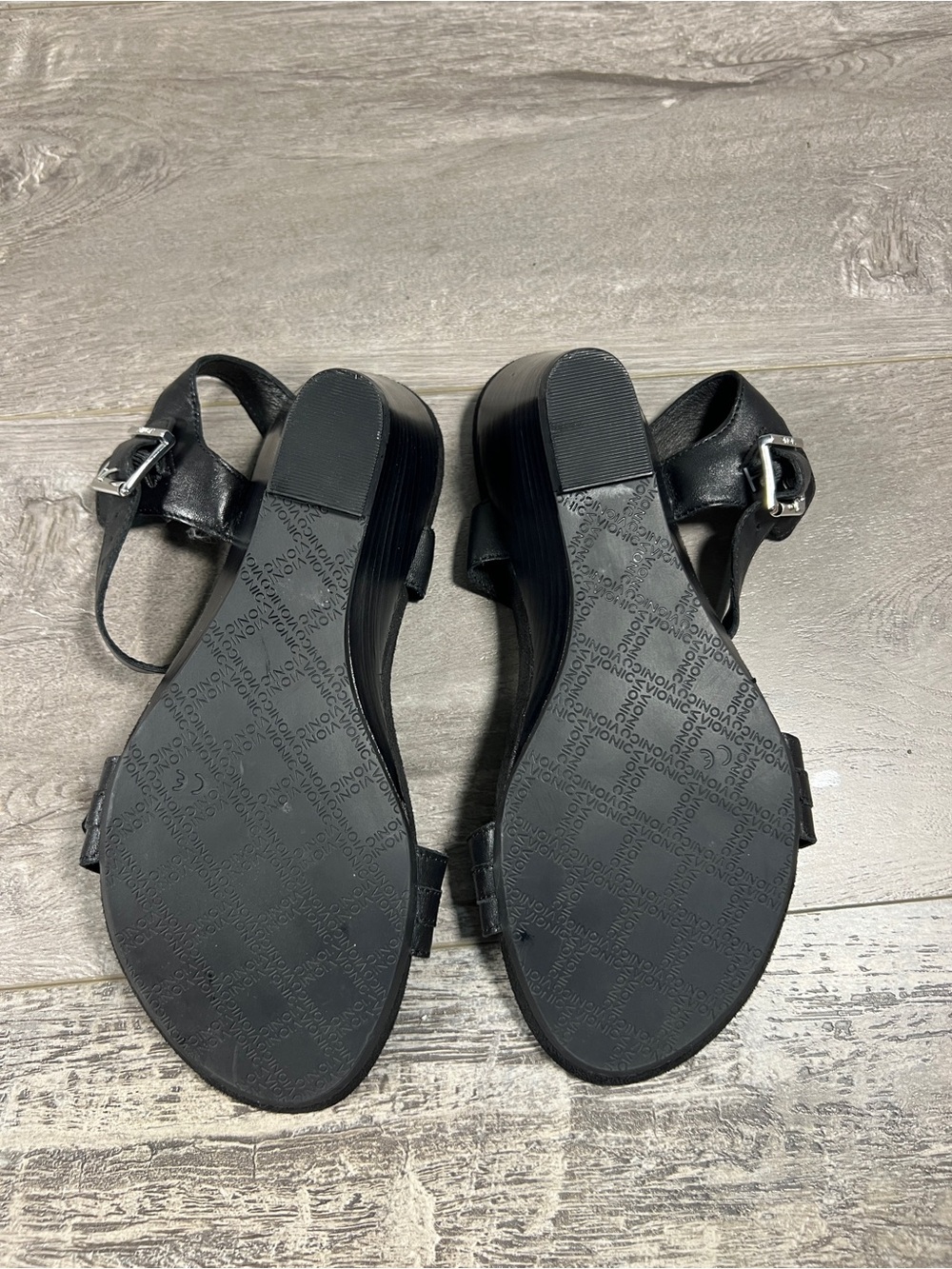 Vionic Noble Laurie Black Leather Wedge Sandals Women's Size 7 - Picture 7 of 7